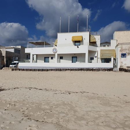 Salento Sottovento Luxury Beb Bed & Breakfast ตอร์เลลาปิลโล ภายนอก รูปภาพ