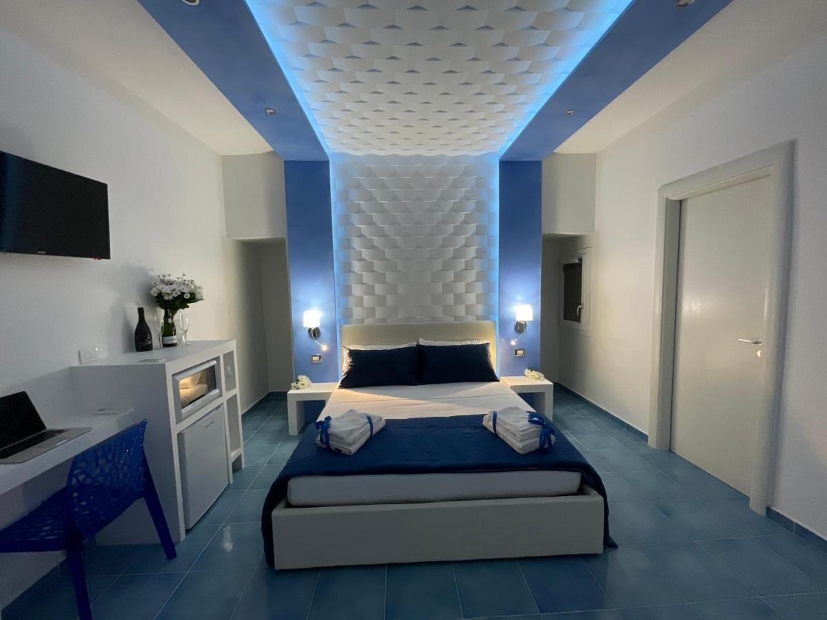 Salento Sottovento Luxury Beb Bed & Breakfast ตอร์เลลาปิลโล ภายนอก รูปภาพ