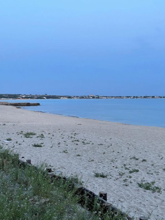 Salento Sottovento Luxury Beb Bed & Breakfast ตอร์เลลาปิลโล ภายนอก รูปภาพ